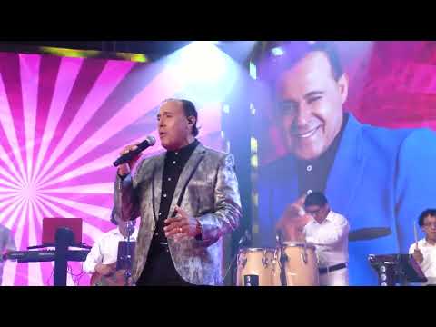 Paloma Ajena (En Vivo) Víctor Romero & Orquesta