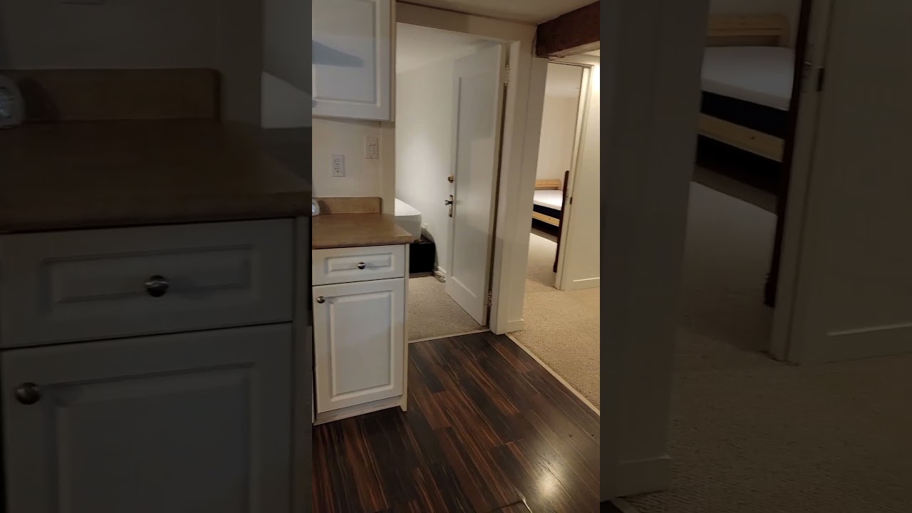 Virtual viewing of the room