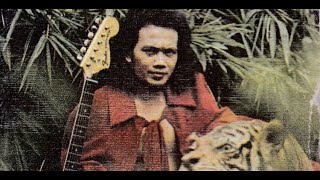 Download lagu RHOMA IRAMA & RITA SUGIARTO - Menunggu (Yukawi Indo Music) (1980) (Original) (HQ) mp3