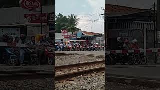 Download lagu Sirine Undang undang no.23 tahun 2007 #keretaapi #railfans #kai #railway #keretaapi #jatibarang mp3 Download lagu Sirine Undang undang no.23 tahun 2007 #keretaapi #railfans #kai #railway #keretaapi #jatibarang mp3