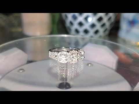 sold 1.03 carat Certified Canadian Arctic trinity diamond ring. 14k gold. 4.40 GRAM