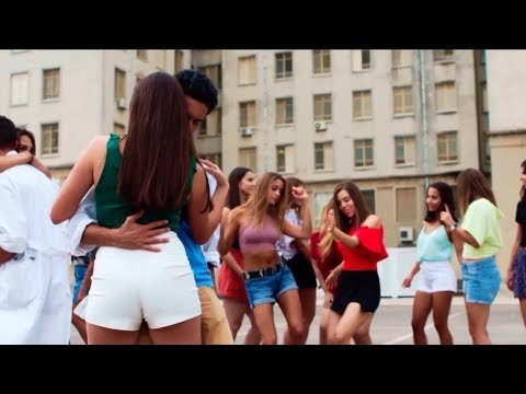 DOCTORCITO -  Noite da Medicina 2017 Hit | A Despacito Parody