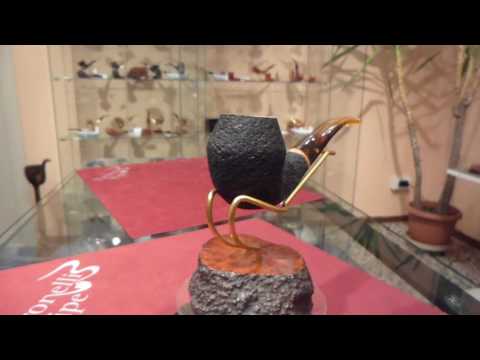 Pipa radica rhodesian fatta a mano - www.paronellipipe.it