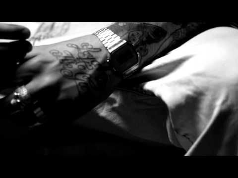 Aloe Blacc VS. Emis Killa - I Need a Dollar TEASER