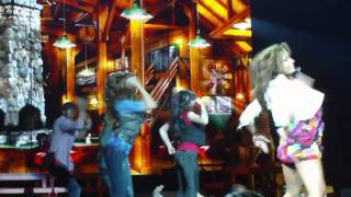 Demi Lovato and the cast of Camp Rock 2- Can&#39;t Back Down