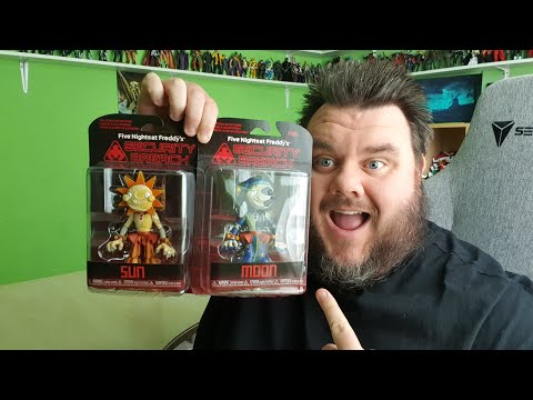 Five Nights at Freddy’s Security Breach Sun & Moon Funko Action Figure Unboxing #fnaf #shorts