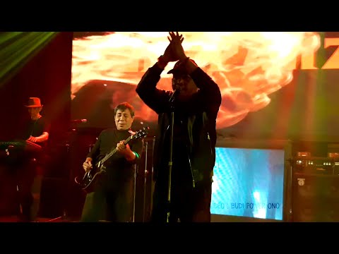 Big Panzer - Enter Sandman [ Metallica Cover ] Live Colors Pub & Restaurant