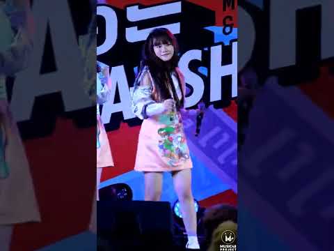 220219 Kimi wa Melody - Music BNK48 @ Central Hatyai [4k60p]