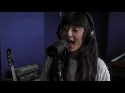 Foxes - Love Not Loving You (Live Session)