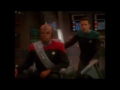 Star Trek: DS9 Defiant vs Lakota