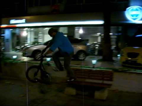 bmx tailwhip macneil bikes:D