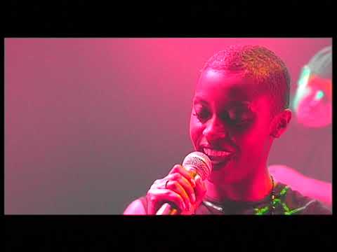 Morcheeba - Rome Wasn't Built In A Day (live at Nulle Part Ailleurs)