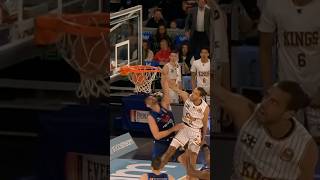 Download lagu Xavier cooked with this poster 🧑‍🍳 #nbl #dunk #poster #bball #hoops #symphony #shorts mp3