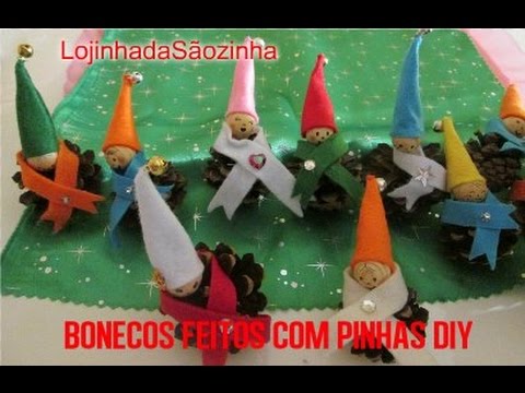Bonecos feitos com pinhas diy
