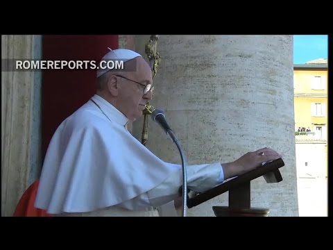 El Papa dio la bendición ¨Urbi et Orbi¨ en la Plaza de San Pedro