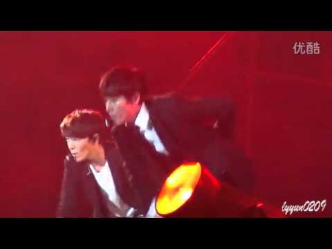 [Fancam] 140420 Best Of Best in Nanjing - Bonamana (DongHae Focus)