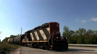 preview picture of video 'THE FUZZ! CN 4132 at Lake St. John (13SEP2012)'