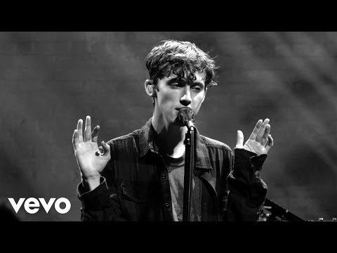 Troye Sivan - Happy Little Pill (Live) (Vevo LIFT)