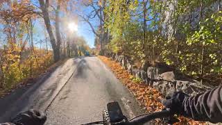 Smia ved Semsvannet i nydelig høstvær og farger #emtb #sworks #turbolevo