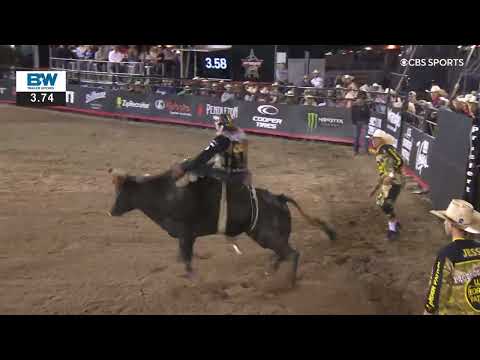 Ednei Caminhas bucks off Night Hawk