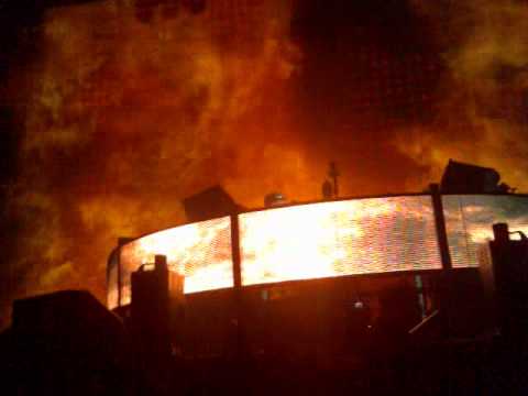 Tiesto Live @ Polivalenta 1 decembrie 2007 - Starkillers - Killer.3gp