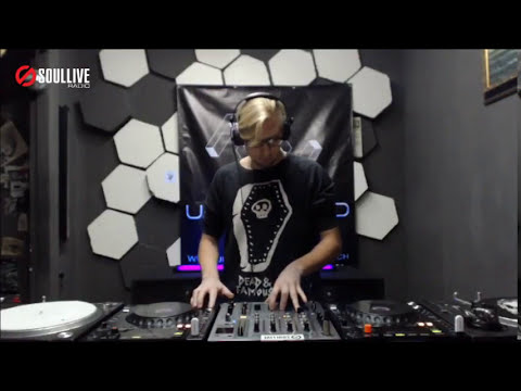 Jenevsky Dj Set @ Ubertrend Showcase