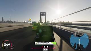 時速350キロで爆走するジープ ラングラー