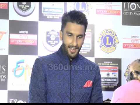 Bajirao Ranveer Singh Reveals About BEFIKRE's Co-Star Vani Kapoor And Wishes Happy Republic Day