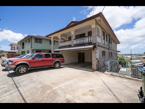 2BR/1BA/2PKG(TANDEM) DOWNSTAIRS UNIT IN ALIAMANU THREE PLEX property video