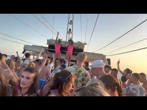 Pukka Up Ibiza - honeymoon