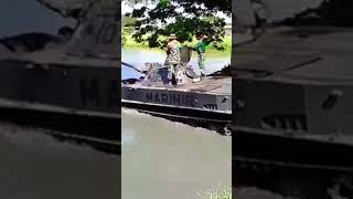 Download lagu Tank Amfibi Marinir mp3