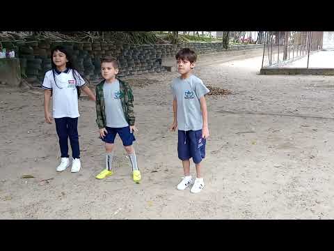 brincadeira vivo e morto em libras