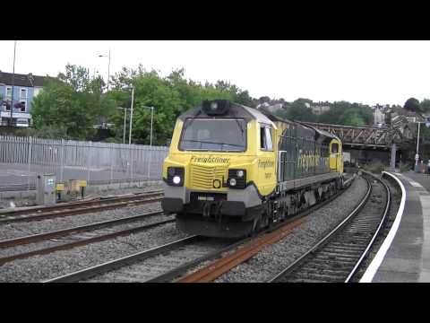 70001 Powerhaul  on the 4051 Wentloog- Southampton Freightliner through Newport 11.8.2011.MTS