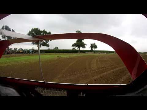 NK Autocross toerwagenklasse manche 2 Toldijk.