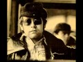 It's Getting Dark In Here - Elton John (with lyrics)