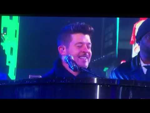 Robin Thicke Performs on Steve Harvey New Years Eve
