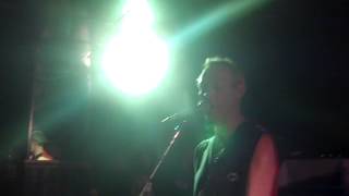 Red Lorry Yellow Lorry - Walking On Your Hands / Hold Yourself Down / Temptation