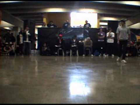 OITAVAS - BREAKING THE FLOOR 2010 NOSSA CREW  vs NOSSA CREW