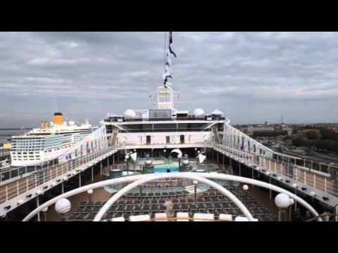 Msc magnifica Tour Ship in venice 2015 (HD)