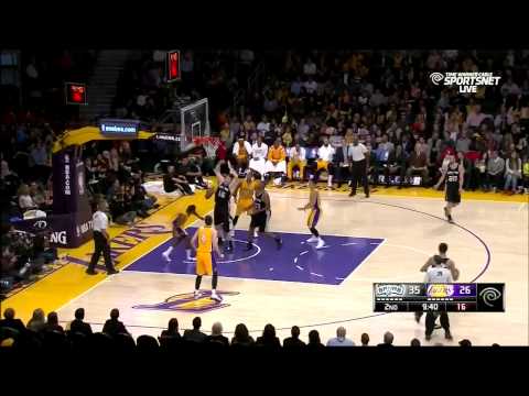 Ed Davis block on Aron Baynes vs Spurs