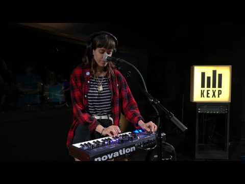 Frankie Cosmos - Outside With The Cuties (Live on KEXP)