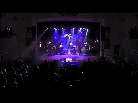 Tina T. COVER No1 Tina TurnerTribute-Show - Simply the best