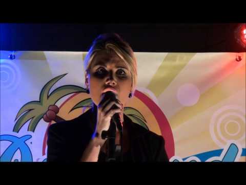 Veronica Modestino - "One moment in time"