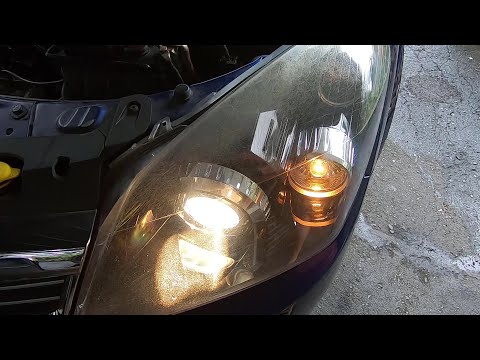 Saturn Astra Head Light Bulb Replacement