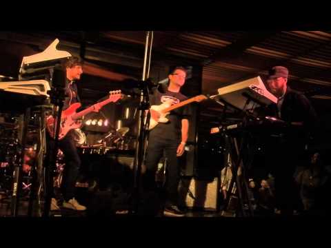 Snarky Puppy - Skate U w/ solo by Cory Henry (Watermark NYC) [2014] [HQ]