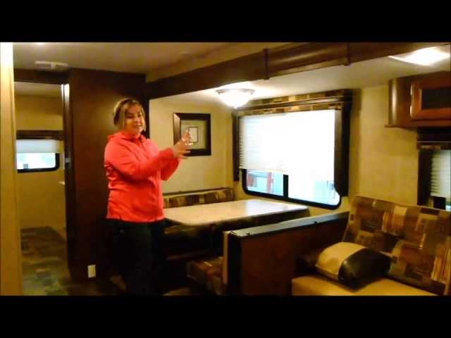 2014 Venture SportTrek 322VBH – Rear Bunkhouse, Outdoor Kitchen, in Travel Trailers & Campers in Regina
