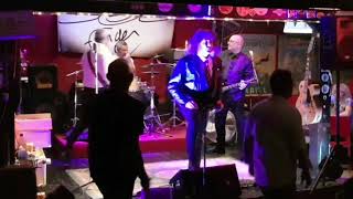 Doc Finger (Dr Feelgood) Drives me wild le 13-10-18 au Camping Route 99