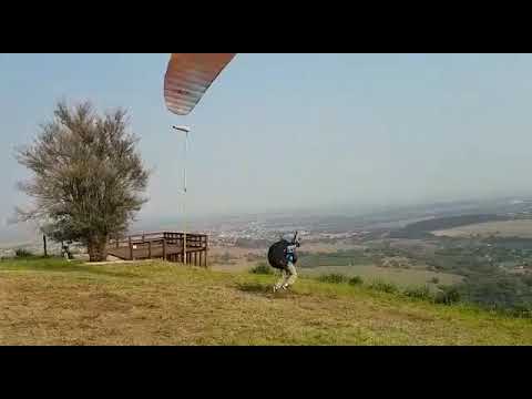 Decolagem da rampa do Cristo em São Pedro.