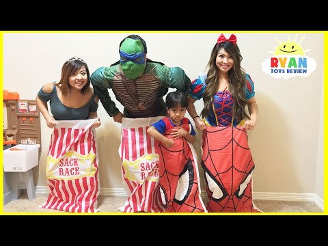 Carnival Games for Kids with Surprise Eggs!