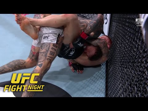 Chris Duncan submits Jordan Vucenic with a guillotine (+1600) at #UFCLondon | ESPN MMA